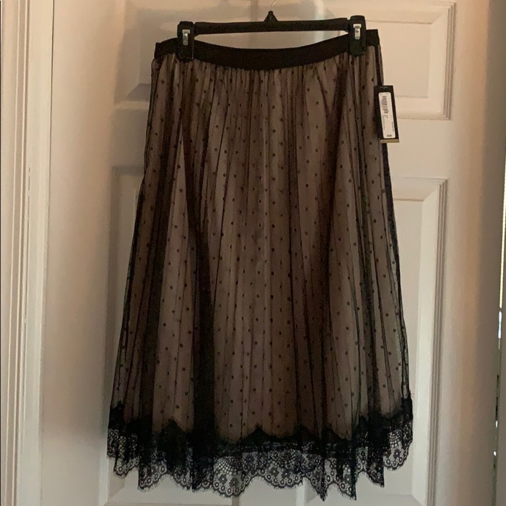 Black lace cream underlay skirt.